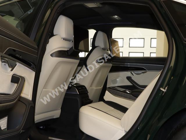 2023 اودي اي 8 ال