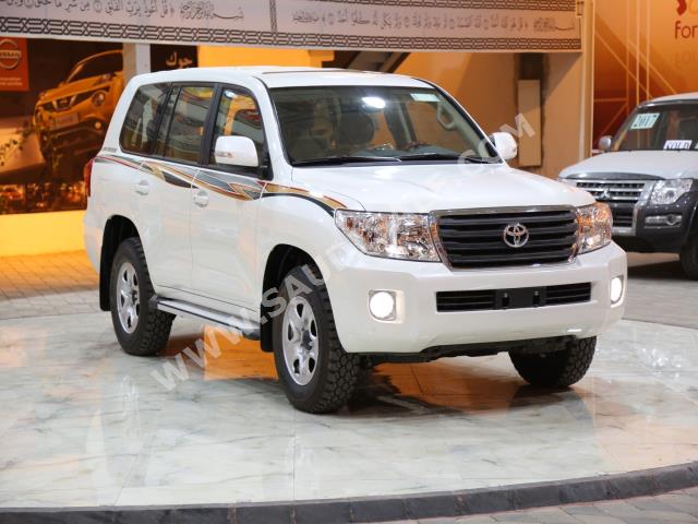 2015 تويوتا لاند كروزر جي اكس