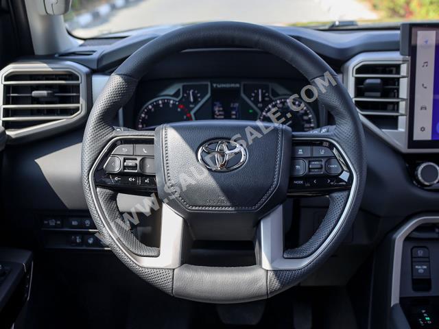 2023 Toyota Tundra crewmax limited