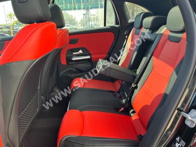 2024 مرسيدس - بنز جي إل أي 200