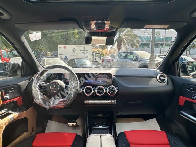 2024 مرسيدس - بنز جي إل أي 200