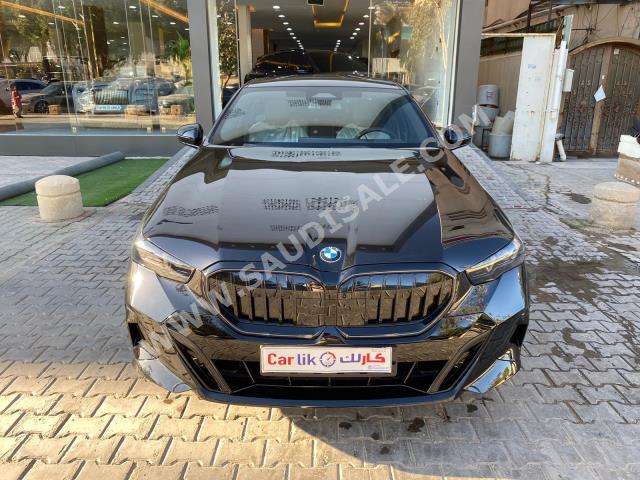 2024 بي ام دبليو الفئة الخامسة 520 أي