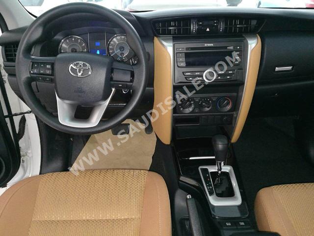 2016 Toyota Fortuner GX