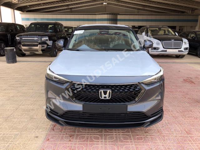 2023 هوندا اتش ار في