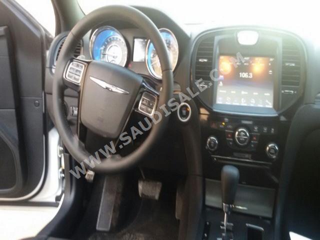 2013 Chrysler 300 Hemi