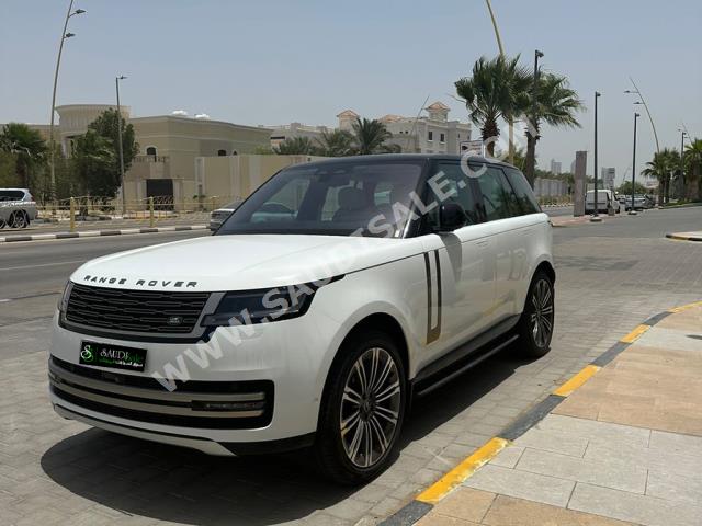 2023 لاند روفر رينج روفر اتش اس اي