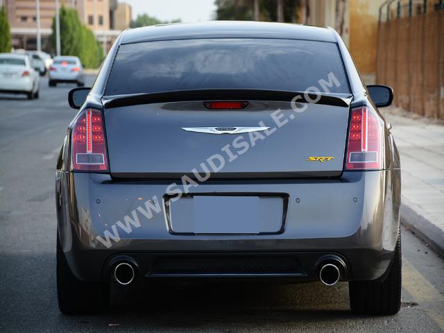2014 Chrysler 300 SRT8
