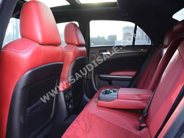2014 Chrysler 300 SRT8