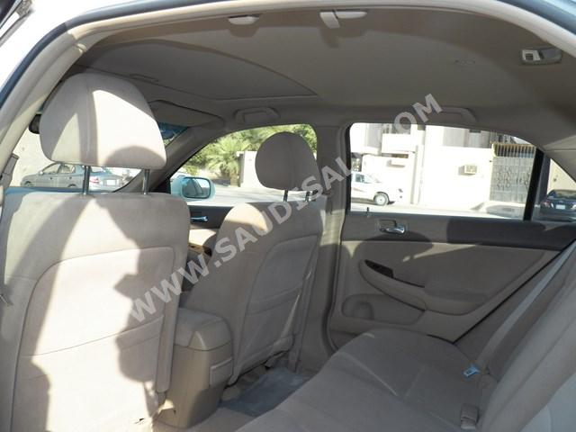 2006 هوندا اكورد