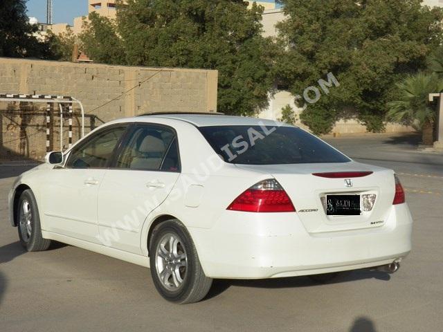 2006 هوندا اكورد