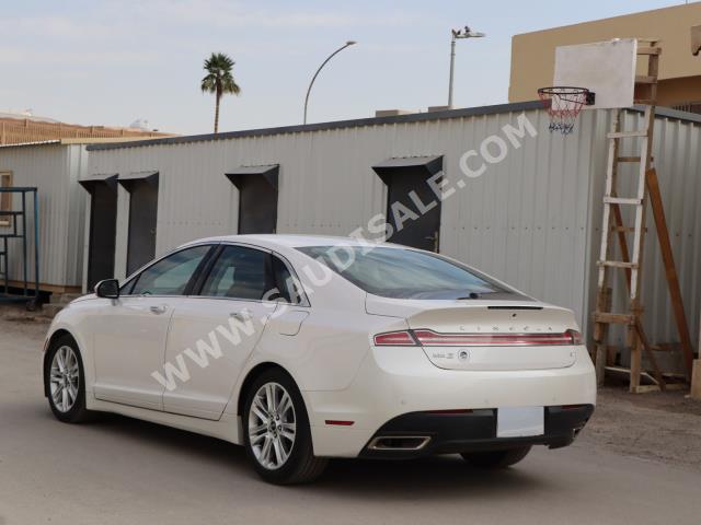 2016 لنكولن ام كي زد