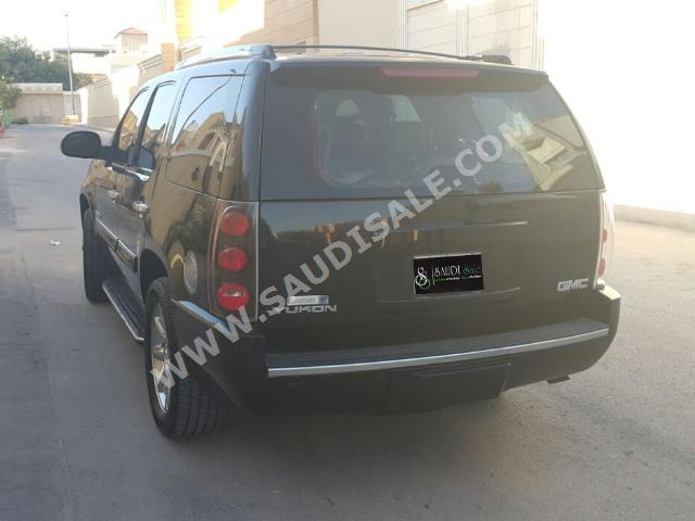 2007 GMC Yukon Denali