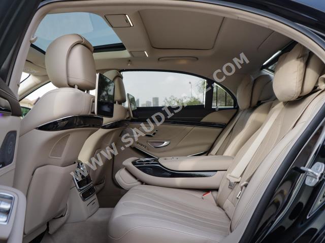 2018 مرسيدس - بنز إس 560 أي إم جي