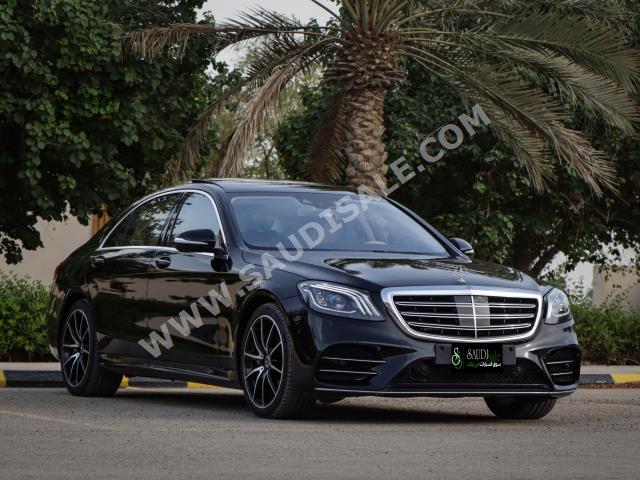 2018 مرسيدس - بنز إس 560 أي إم جي
