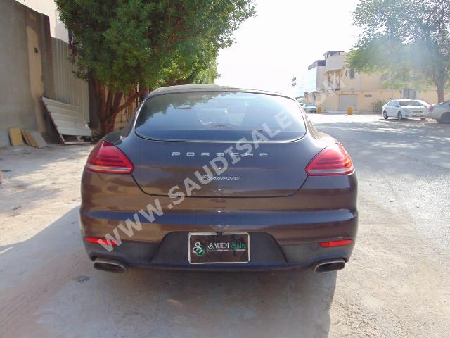 2014 Porsche Panamera