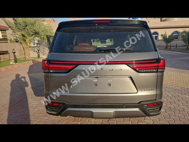 2023 لكزس إل إكس 600 في أي بي