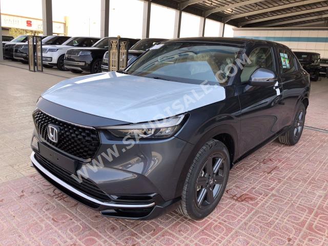 2023 هوندا اتش ار في