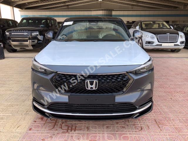 2023 هوندا اتش ار في