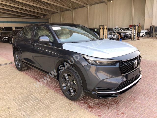 2023 هوندا اتش ار في