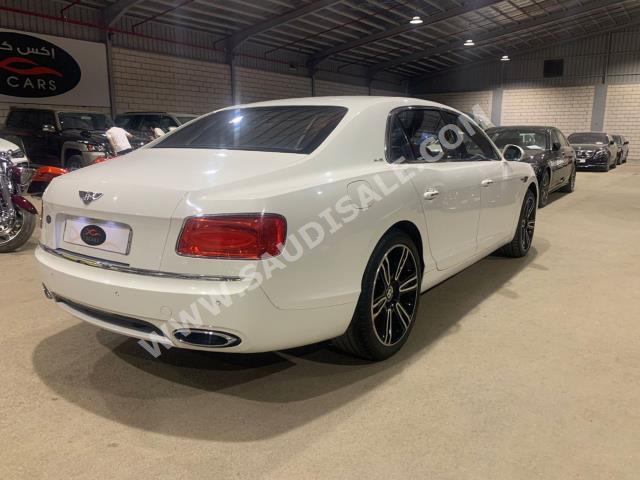 2014 بنتلي كونتيننتل فلاينج سبير