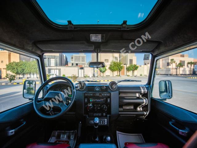 2016 لاند روفر ديفيندر