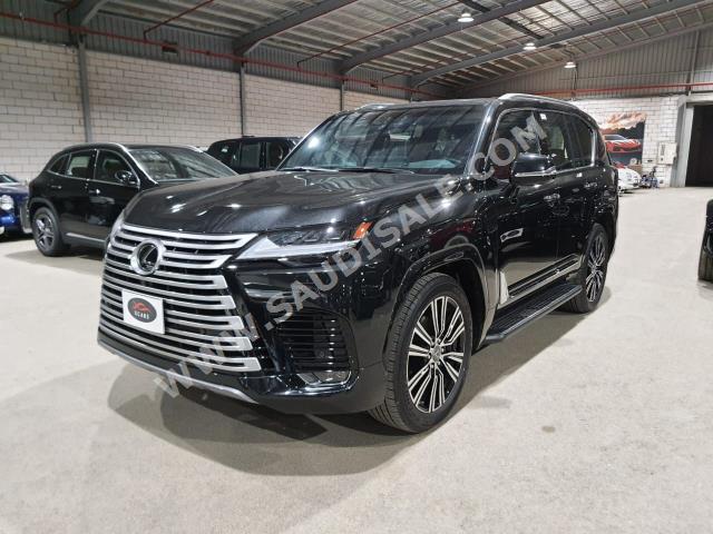 2023 لكزس إل إكس 600