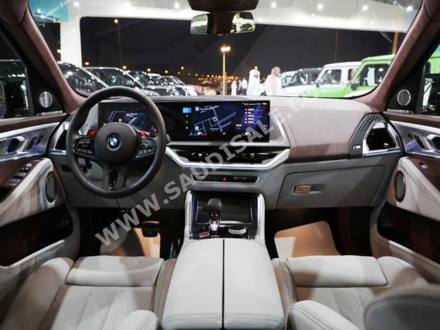 2023 بي ام دبليو اكس ام