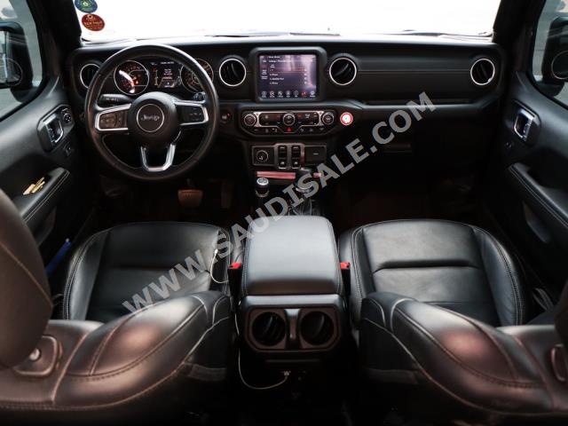 2021 جييب رانجلر صحارى