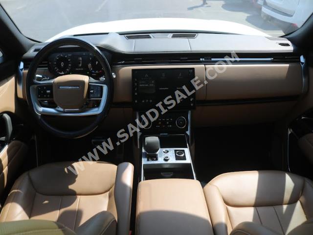 2022 لاند روفر رينج روفر اوتوبيوغرافي
