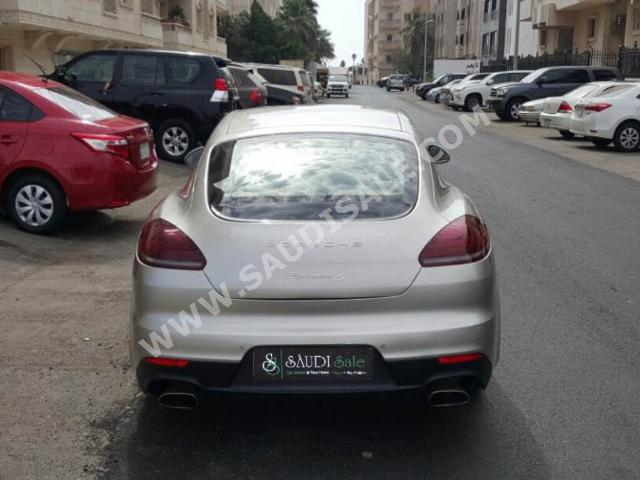 2011 Porsche Panamera
