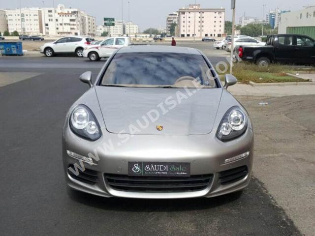 2011 Porsche Panamera