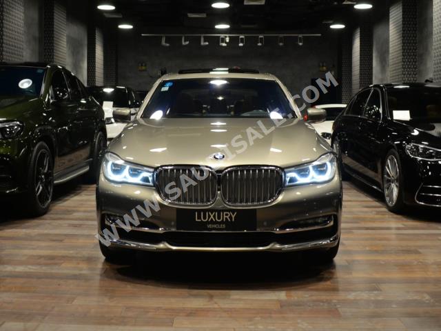 2017 بي ام دبليو الفئة السابعة 740 إل أي