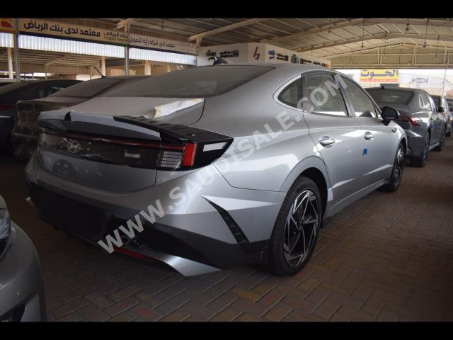 2024 هيونداي سوناتا سمارت