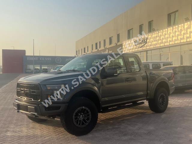 2020 فورد اف 150 رابتور