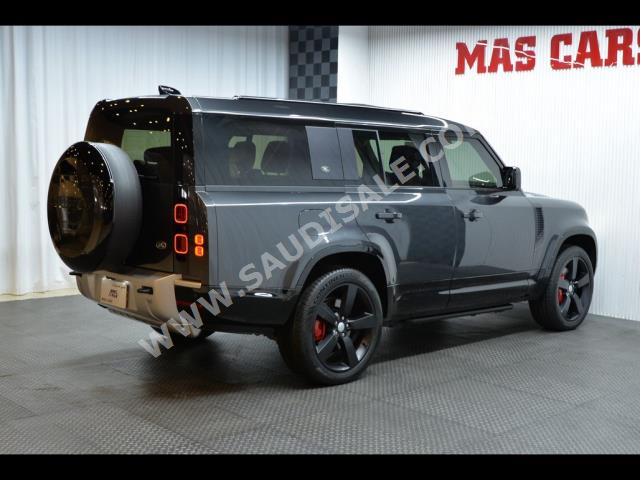 2023 لاند روفر ديفيندر 130