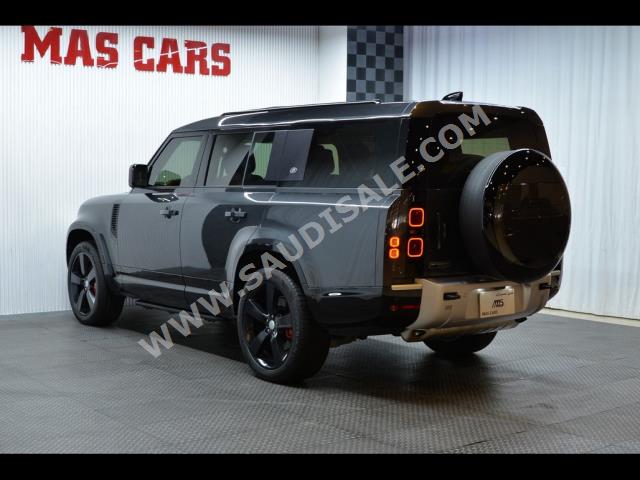 2023 لاند روفر ديفيندر 130