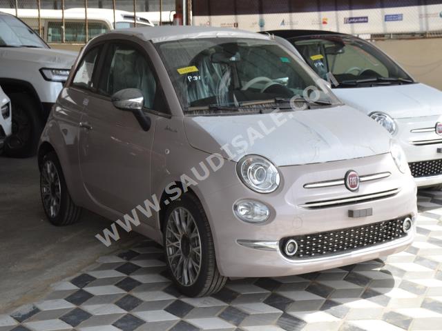 2022 فيات 500