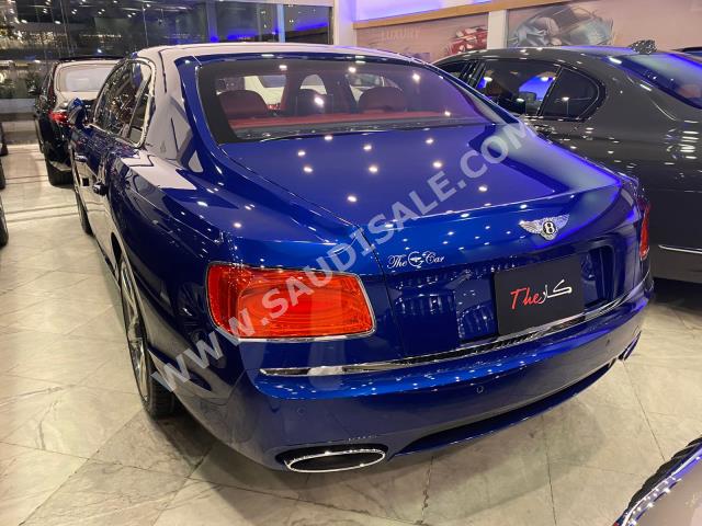 2015 بنتلي كونتيننتل فلاينج سبير