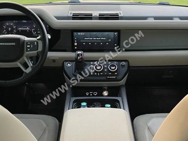 2021 لاند روفر ديفيندر اس اي