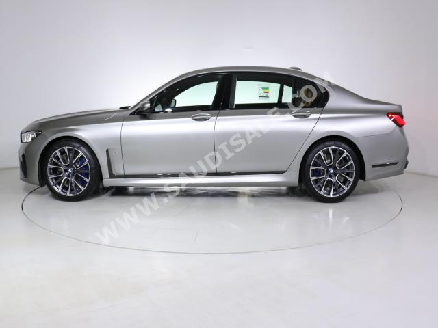 2022 بي ام دبليو الفئة السابعة 740 إل أي