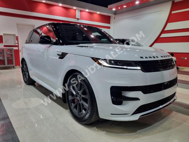 2023 لاند روفر رينج روفر سبورت اتش اس اي