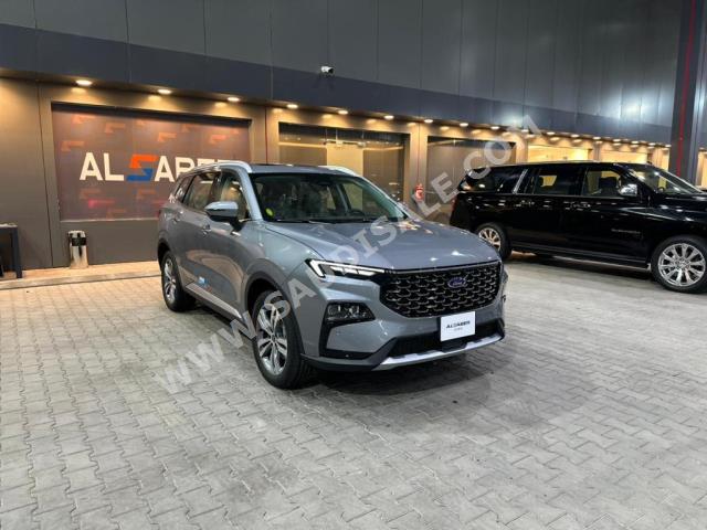 2024 فورد تيريتوري تيتانيوم بلس