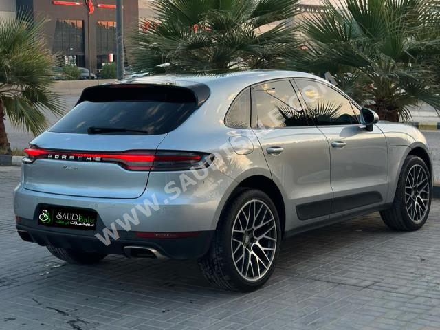 2020 بورش ماكان