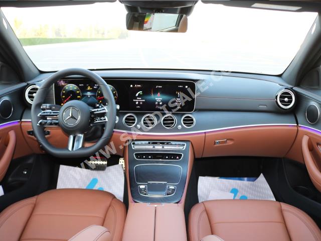 2022 Mercedes-Benz E 300