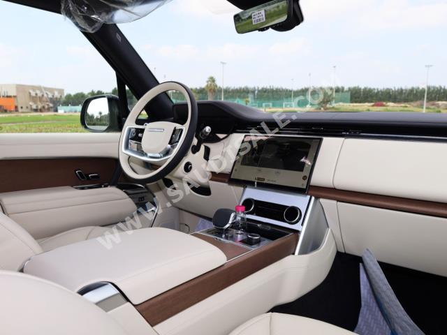 2022 لاند روفر رينج روفر فوج اتش اس اي