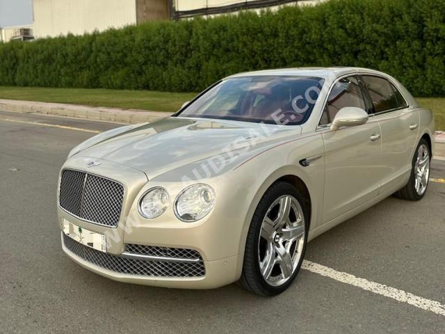 2014 بنتلي كونتيننتل فلاينج سبير