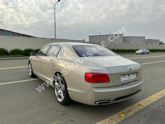 2014 بنتلي كونتيننتل فلاينج سبير