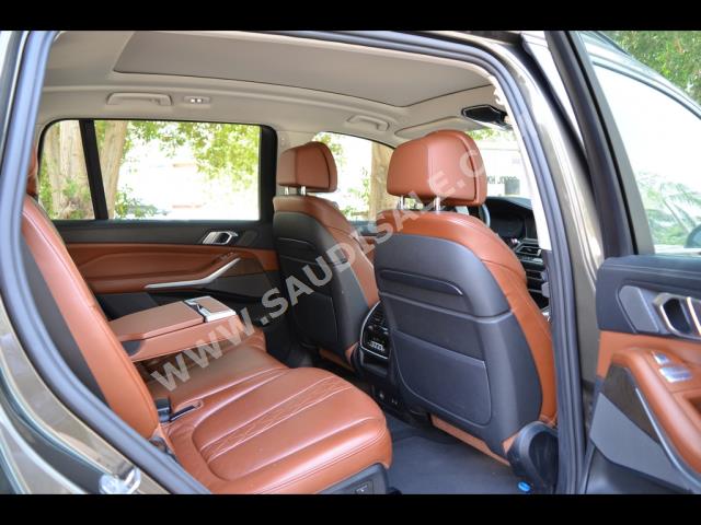 2022 بي ام دبليو الفئة اكس 7