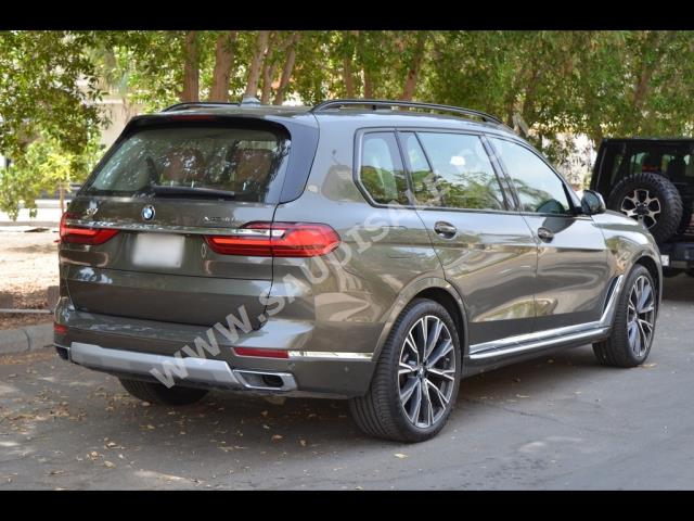 2022 بي ام دبليو الفئة اكس 7