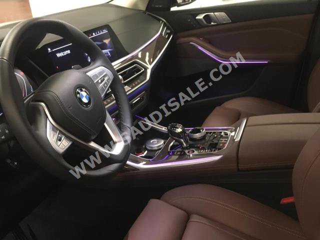 2020 بي ام دبليو الفئة اكس 7